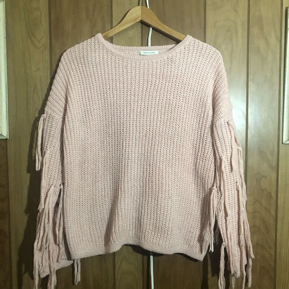 Stellah knit sweater. Pink. Size Small. RN 153133